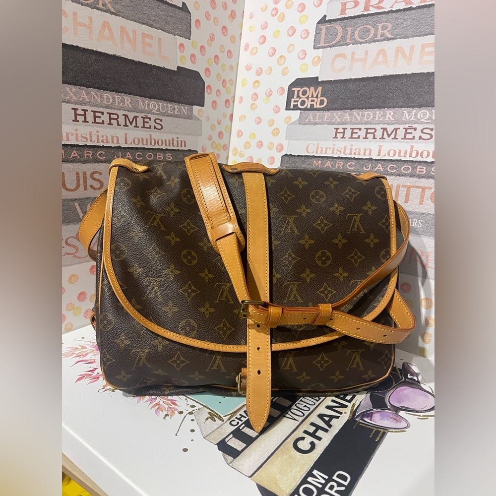 Louis Vuitton Monogram Saumer (free LV Dust Bag)
